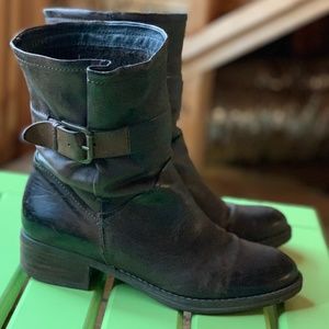 Clarks Leather Buckle Mid-Shaft Boot